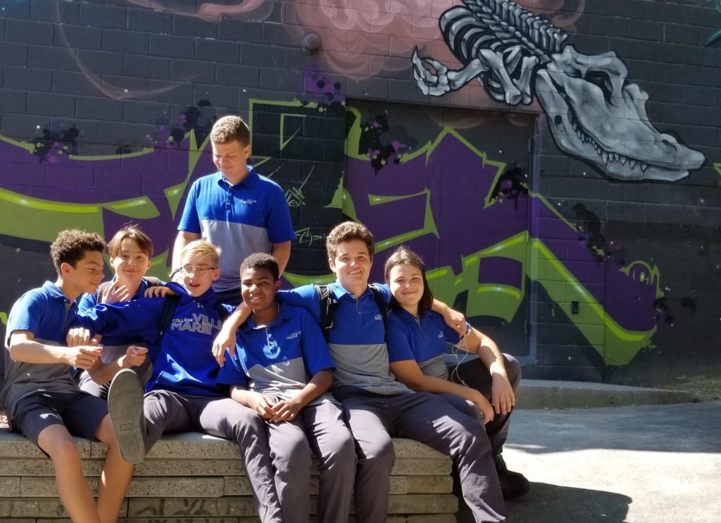 Image de fond du pied de page