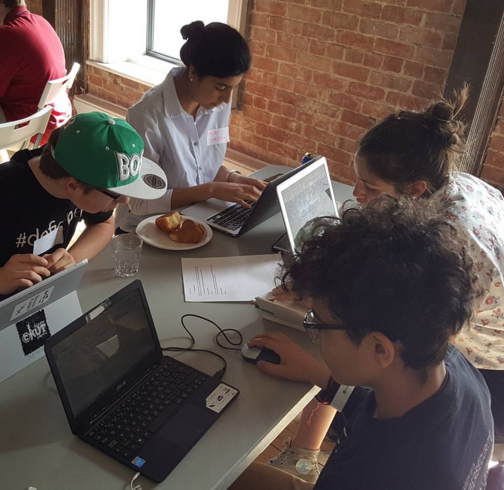 Image de fond du pied de page